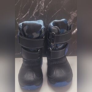 Toddler Nova Mountain Black and Blue Winter Boots